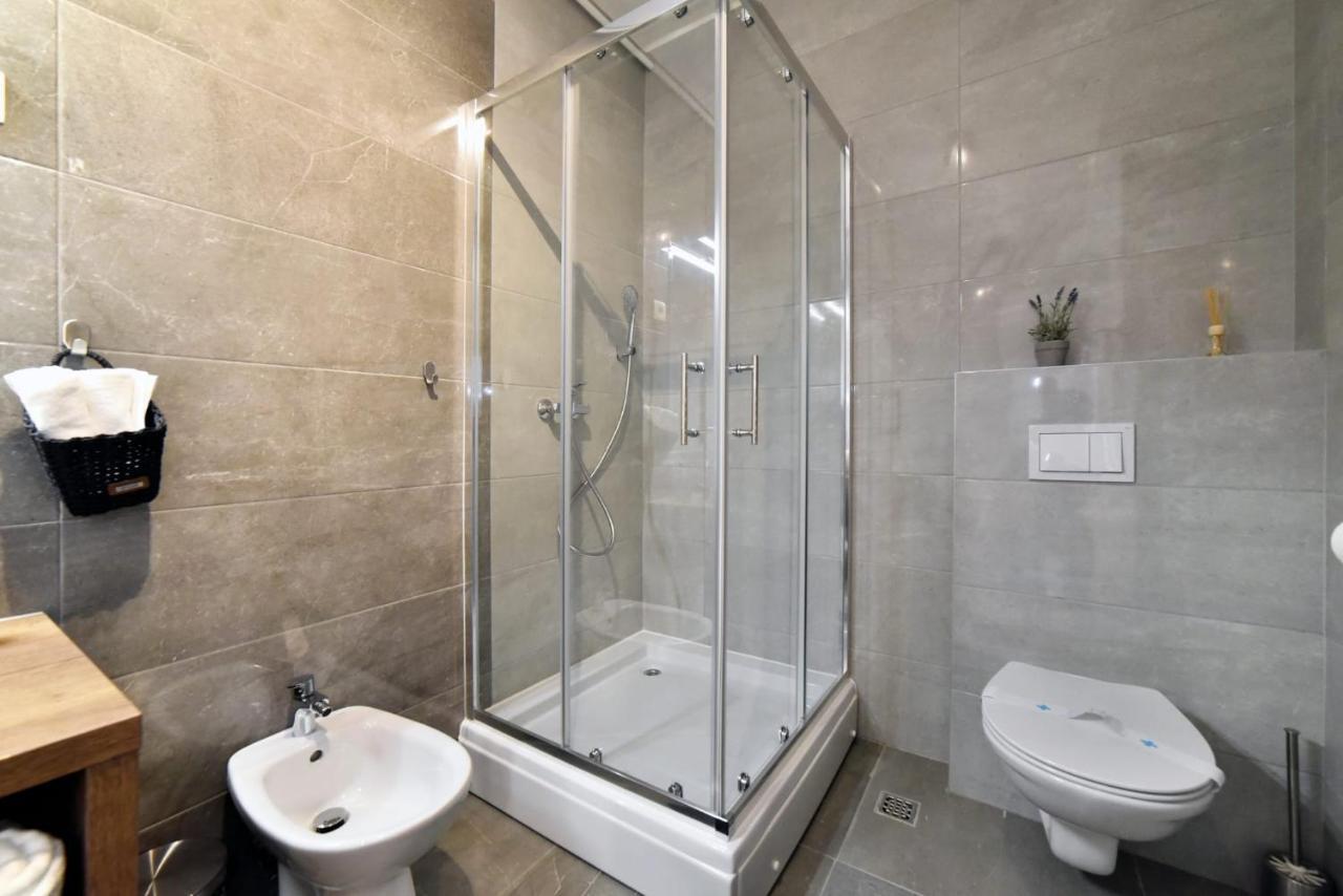 Moin Moin Double Bedroom Suite, Town Centre Zagabria Esterno foto