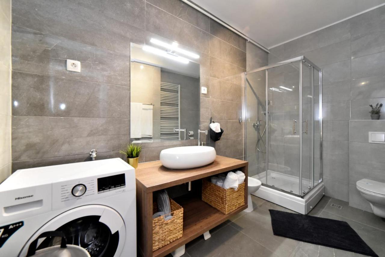Moin Moin Double Bedroom Suite, Town Centre Zagabria Esterno foto